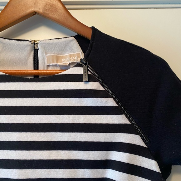 Michael Kors white and black dress with the zipper accents - Picture 4 of 5